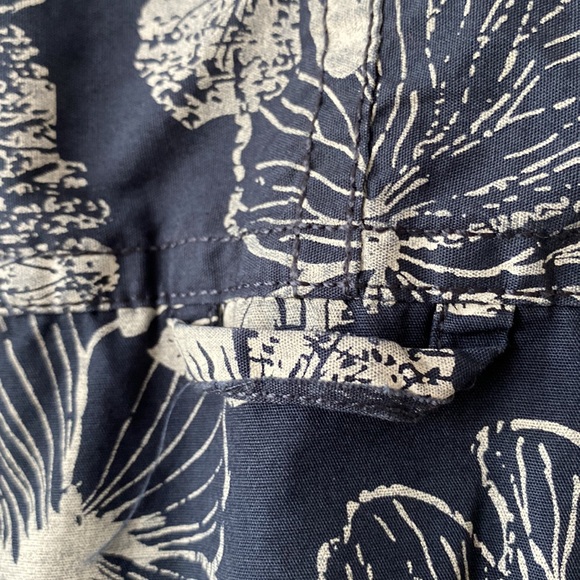 Men’s Mountain Warehouse Tropical Print Button-down Short Sleeve Shirt - Picture 3 of 10